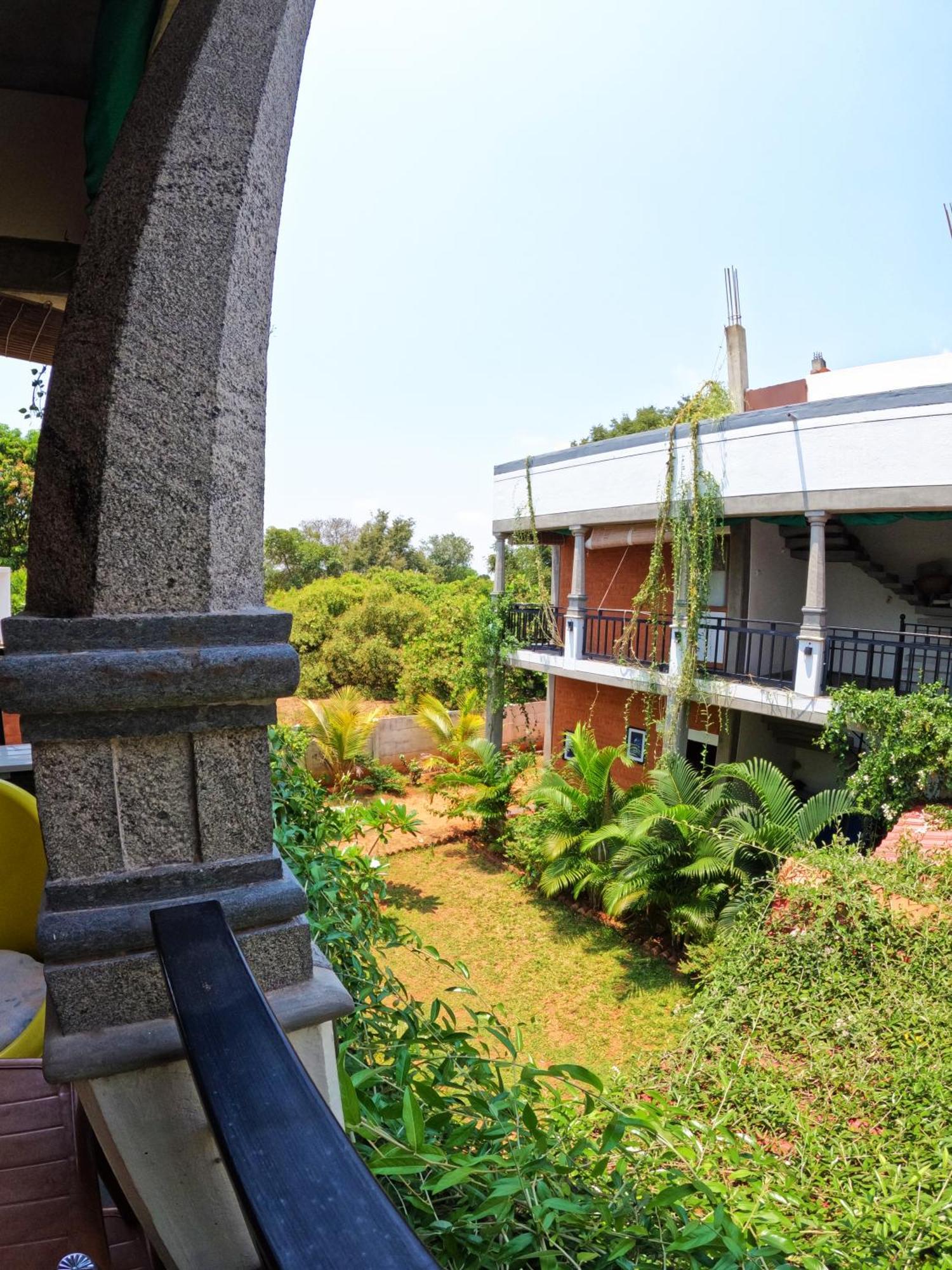 Wow Farm House Auroville Exterior photo