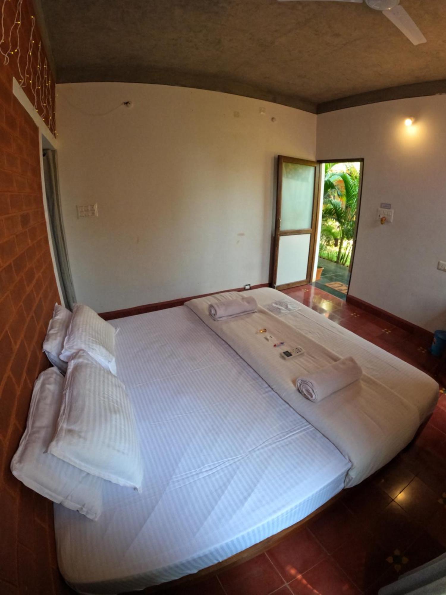 Wow Farm House Auroville Exterior photo